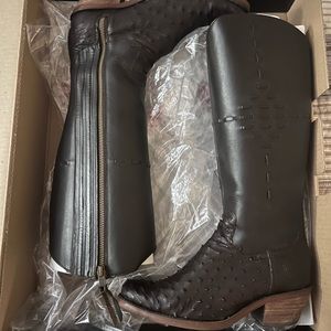 Justin Reba McAlester ostrich boots
